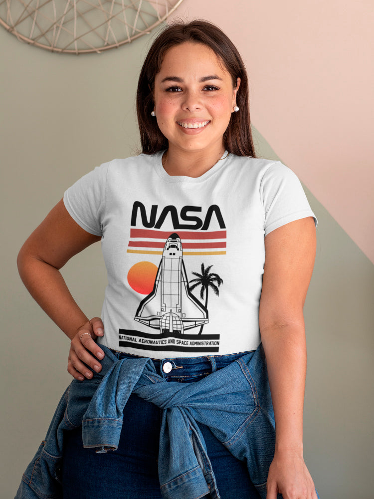 Nasa Space Ship Women's T-shirt - Foto 2 di 10