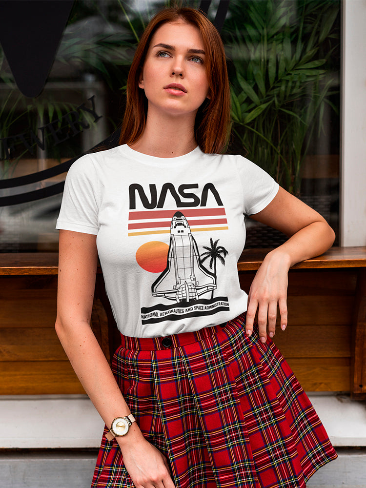 Nasa Space Ship Women's T-shirt - Foto 3 di 10