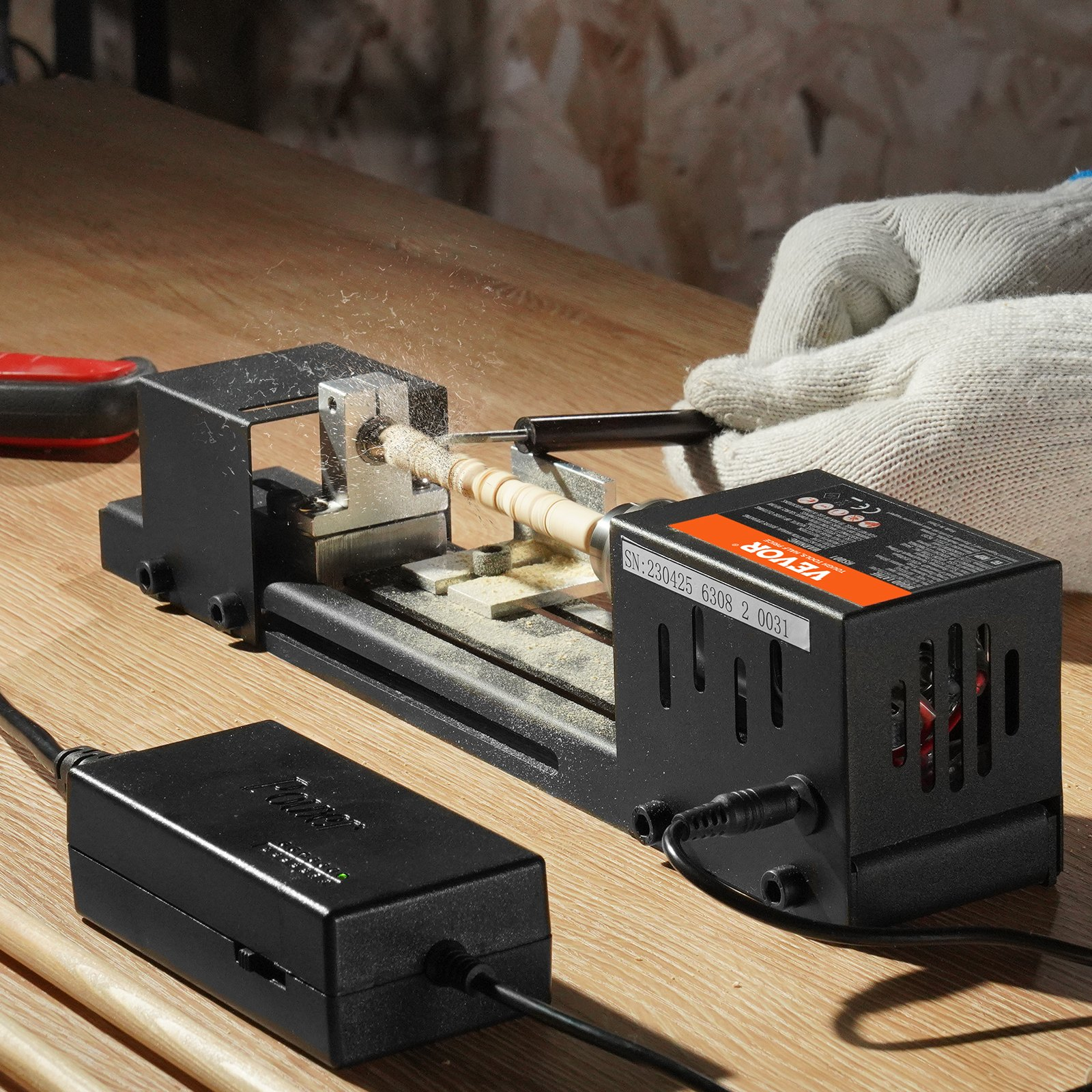 VEVOR Compact Lathe Machine | 96W 24V, 7-Speed Mini Lathe for DIY