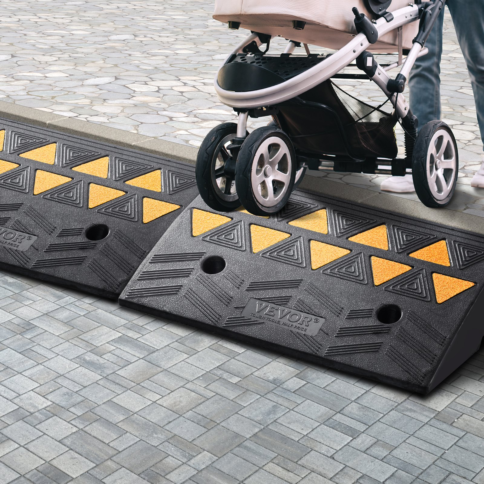 VEVOR Rubber Curb Ramp 2 Pack, 5" Rise Height Heavy-Duty 33069 lbs/15 T Capacity