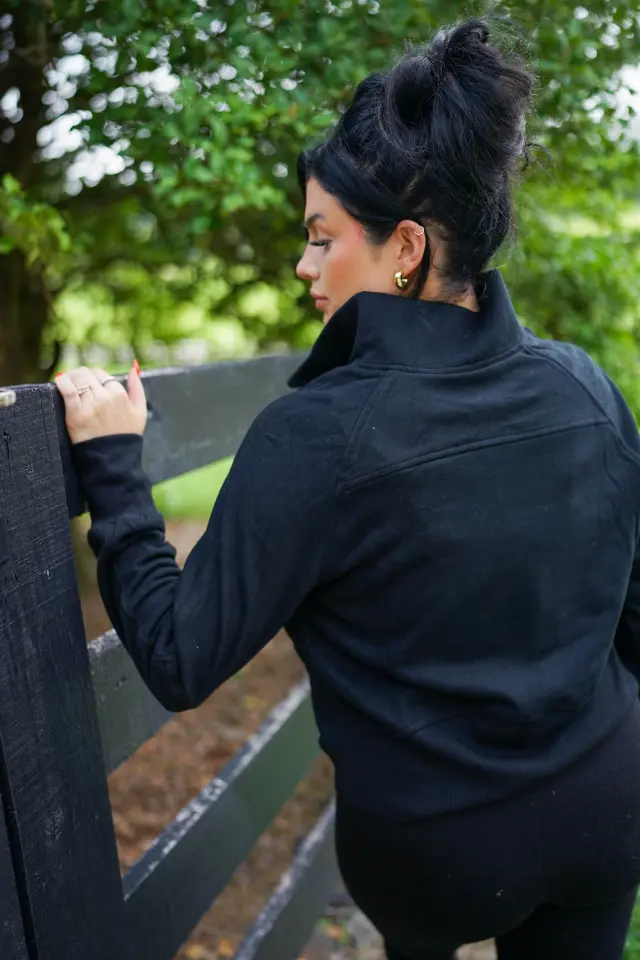 Ribbed Stand-Collar Zip-Up Long Sleeve Sweatshirt thumbnail 3