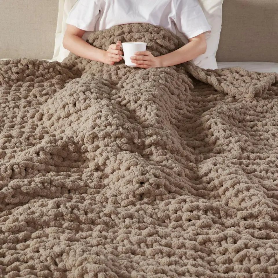 Madison Park Chenille Chunky Handcrafted Knit Throw thumbnail 2