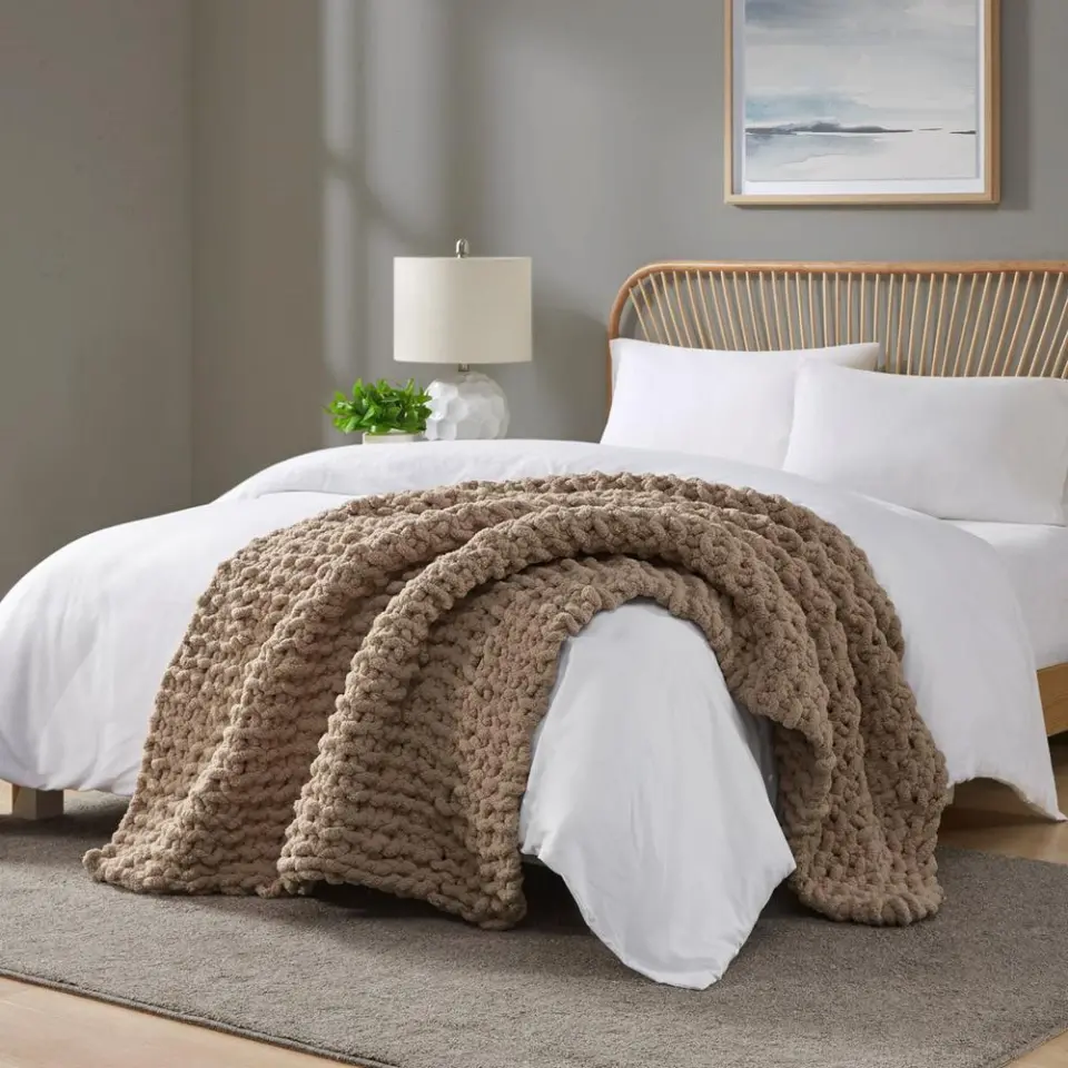 Madison Park Chenille Chunky Handcrafted Knit Throw thumbnail 3