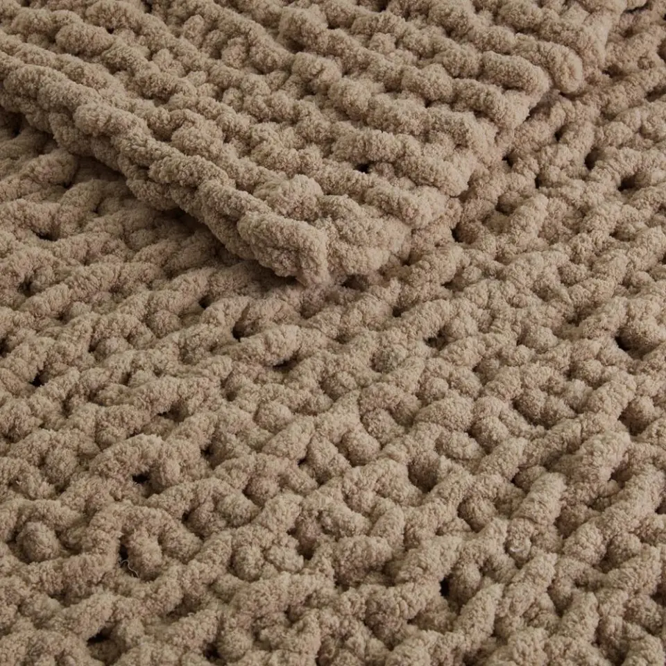 Madison Park Chenille Chunky Handcrafted Knit Throw thumbnail 5