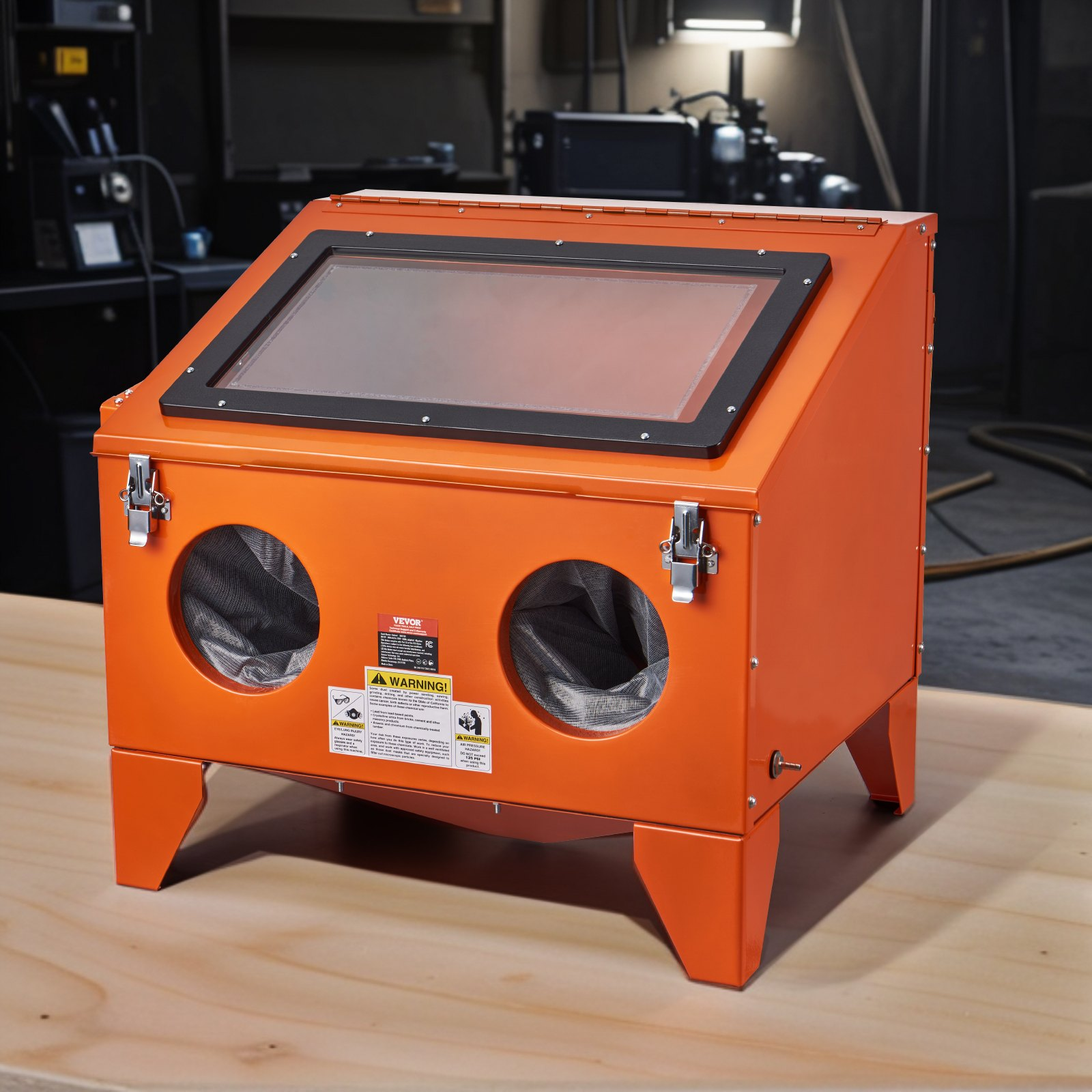 40 Gallon Sandblasting Cabinet, Rust Removal - Picture 7 of 10
