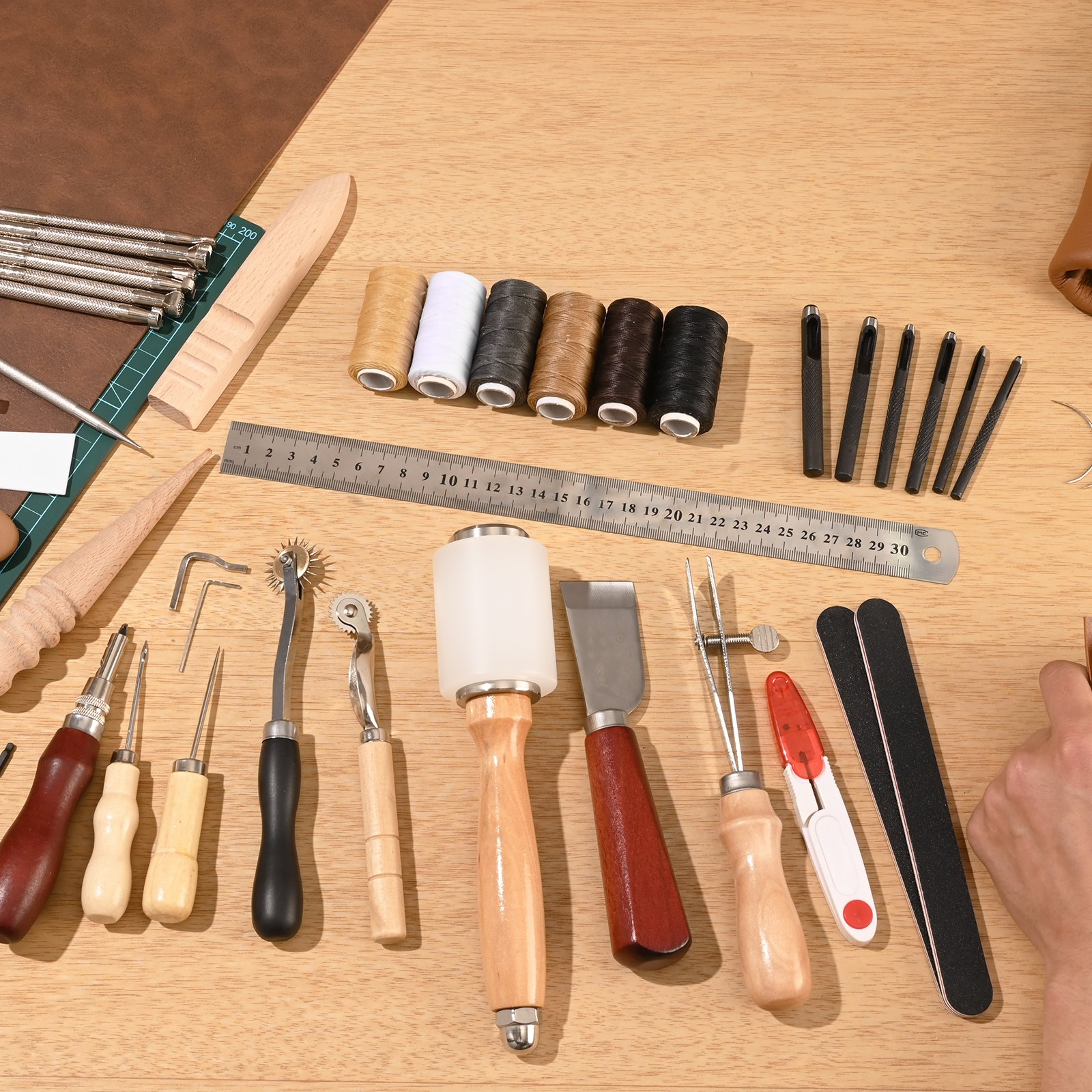 Leather Working Tools Kit 59 PCS Engraving Punching Stamping Sewing Tools